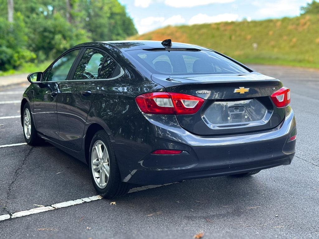 Chevrolet Cruze - Thumbnail 17