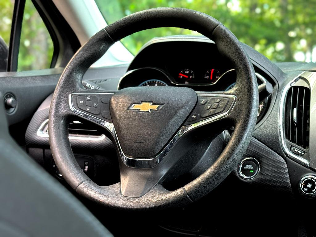 Chevrolet Cruze - Thumbnail 8