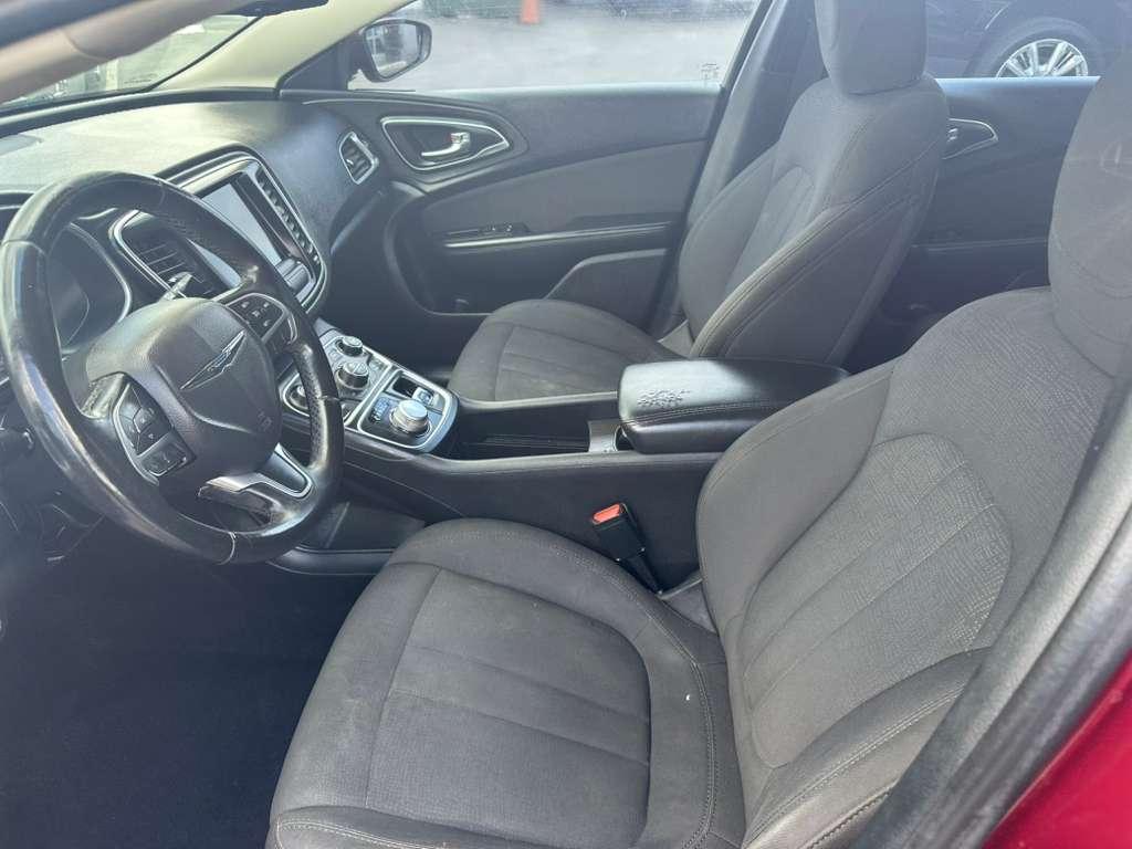 Chrysler 200Limited - Thumbnail 11