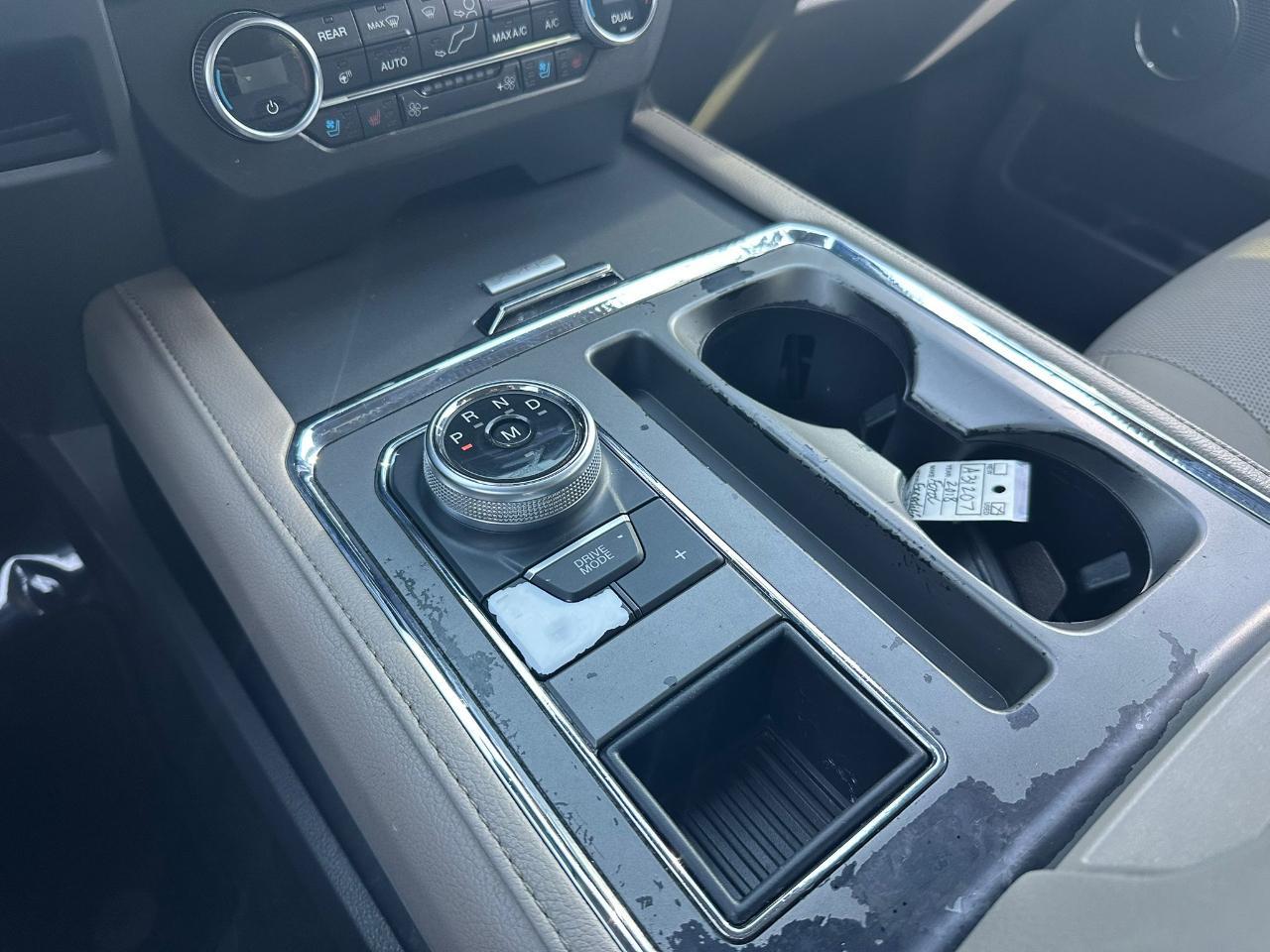 Ford Expeditionxlt 2Wd - Thumbnail 14