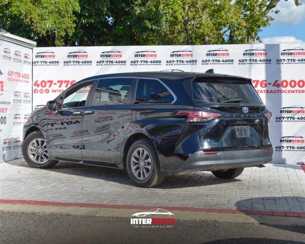 Toyota SIENNA - Thumbnail 4