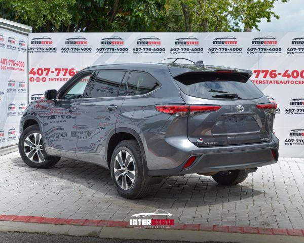 Toyota HIGHLANDER - Thumbnail 4