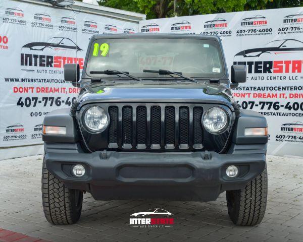 Jeep WRANGLER UNLIMITED - Thumbnail 2