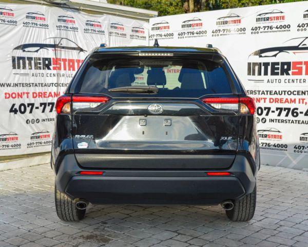 Toyota RAV4 - Thumbnail 5