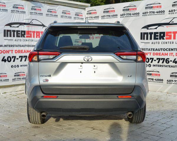 Toyota RAV4 - Thumbnail 5