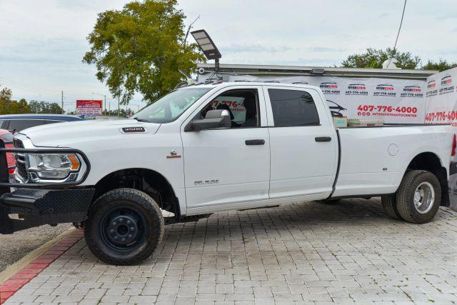 Ram 3500 CREW CAB - Thumbnail 3
