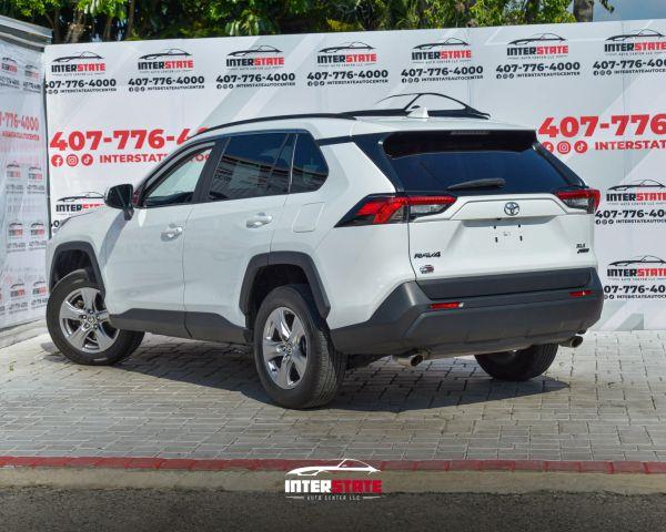 Toyota RAV4 - Thumbnail 4