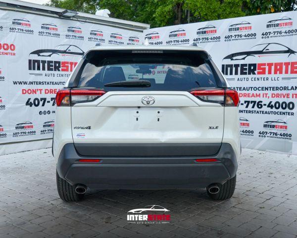 Toyota RAV4 - Thumbnail 5