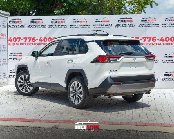 Toyota RAV4 - Thumbnail 4