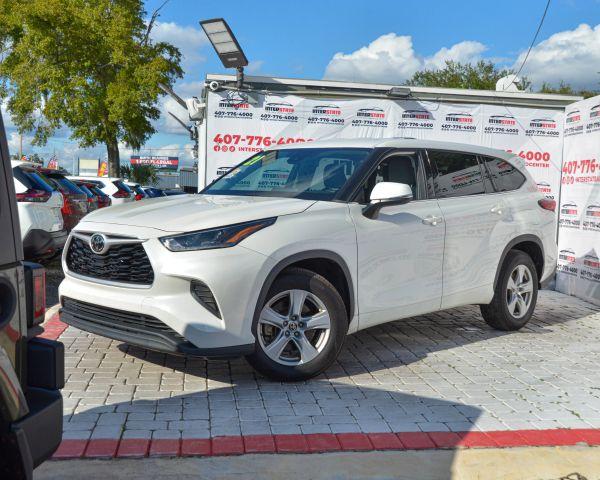 Toyota HIGHLANDER - Thumbnail 3