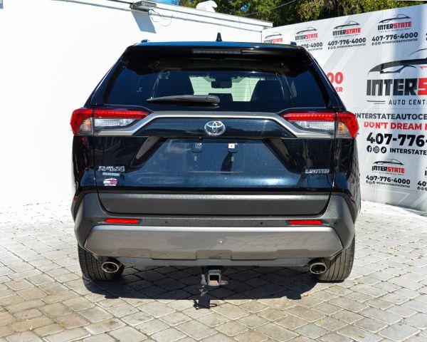 Toyota RAV4 - Thumbnail 5