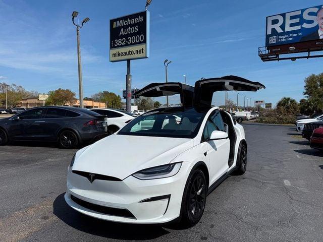 Tesla Model X AWD - View 1