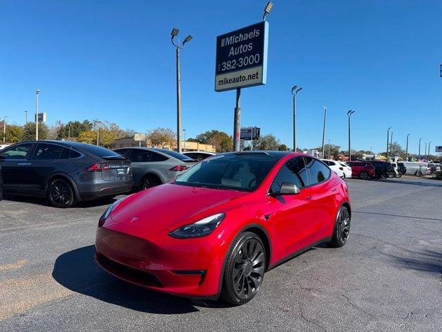 Tesla Model Y Performance AWD - View 1