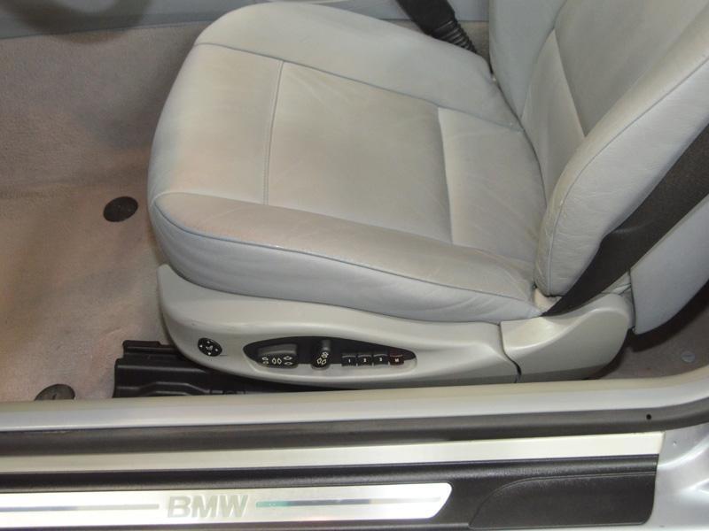 BMW 3 Series 325Ci Convertible 2.5L 6 Cylinder Steptronic Auto Premium 35K Mi - Thumbnail 19