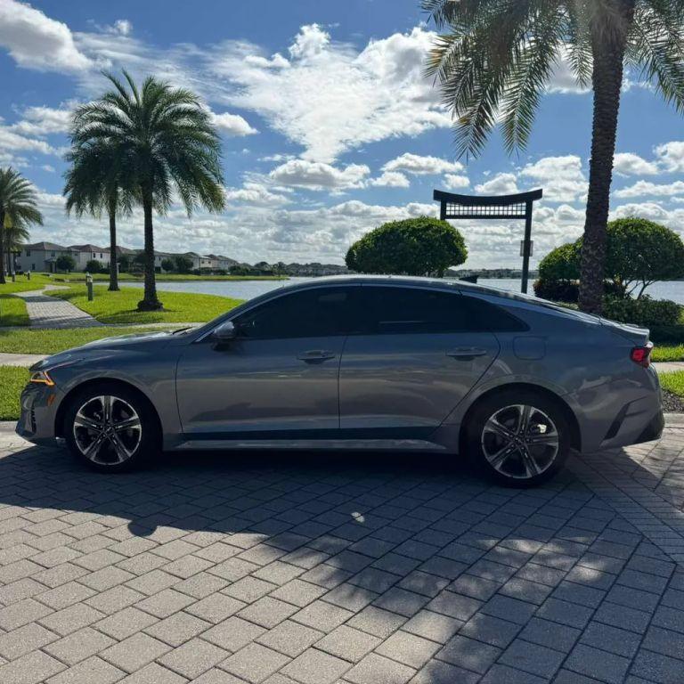 Kia K5 - Thumbnail 4