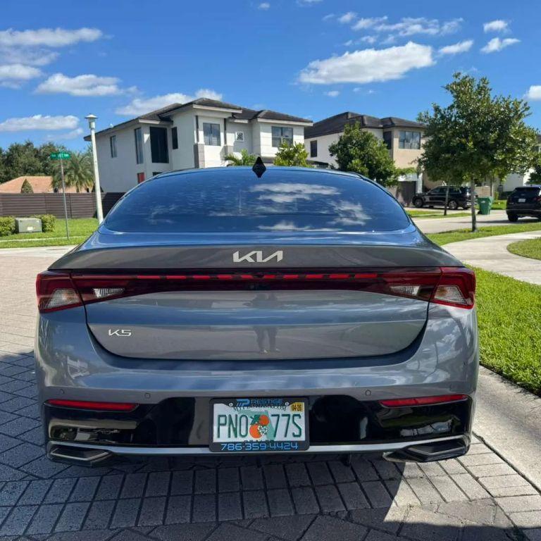 Kia K5 - Thumbnail 6