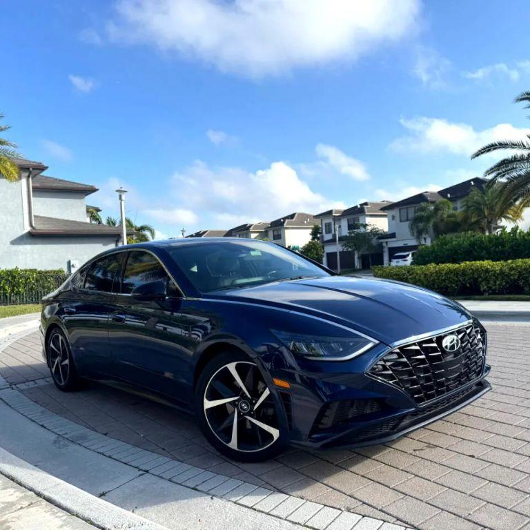 Hyundai Sonata - Thumbnail 5