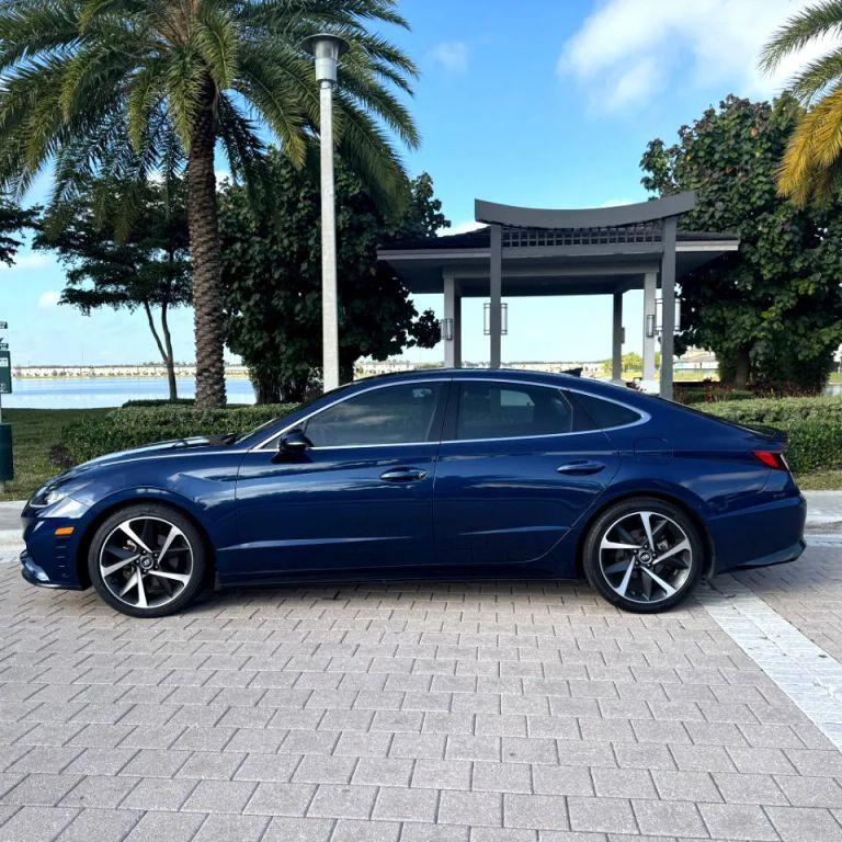 Hyundai Sonata - Thumbnail 6