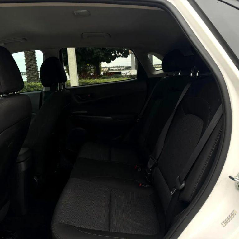 Hyundai Kona - Thumbnail 13