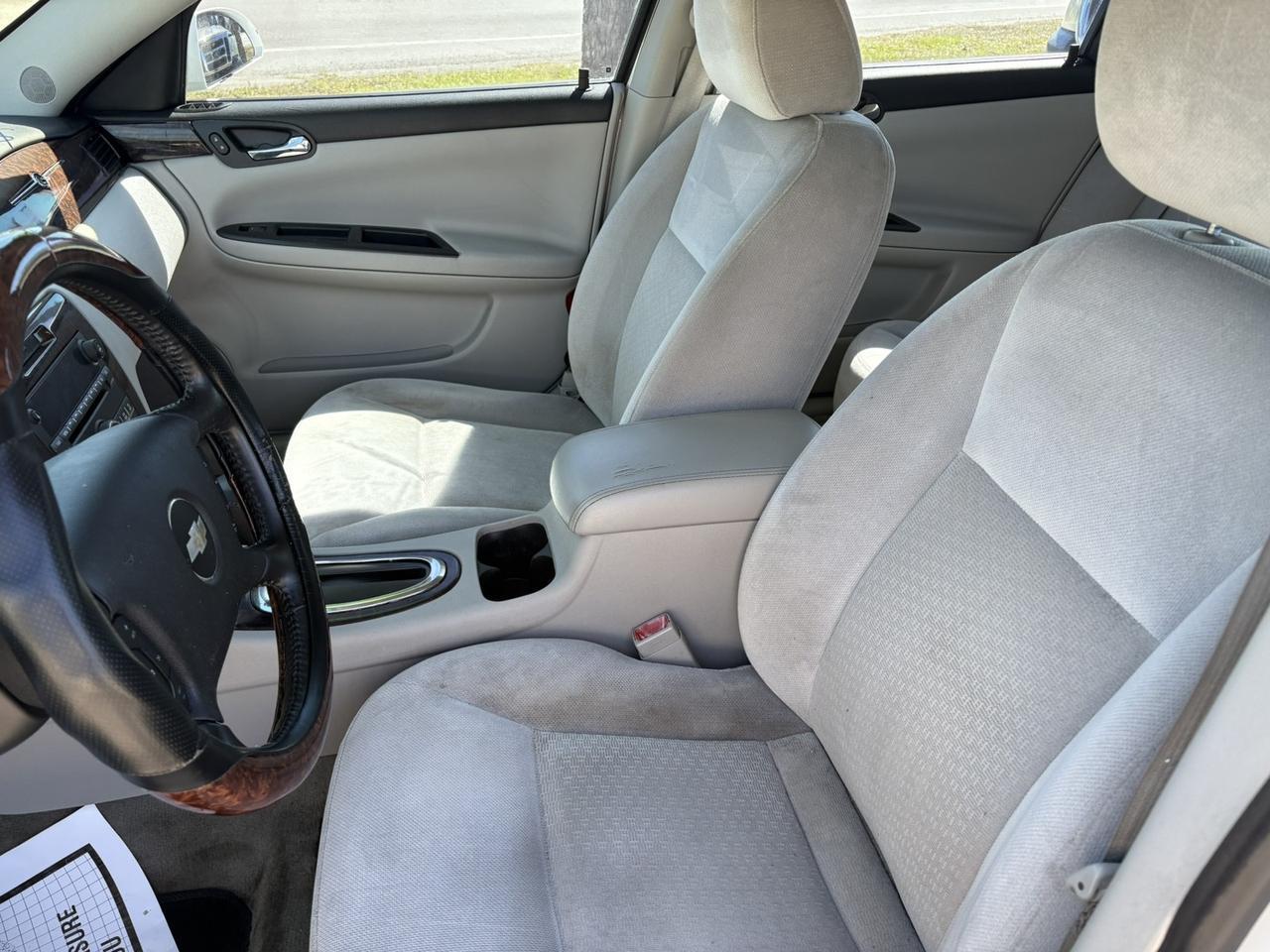 Chevrolet Impala - Thumbnail 5