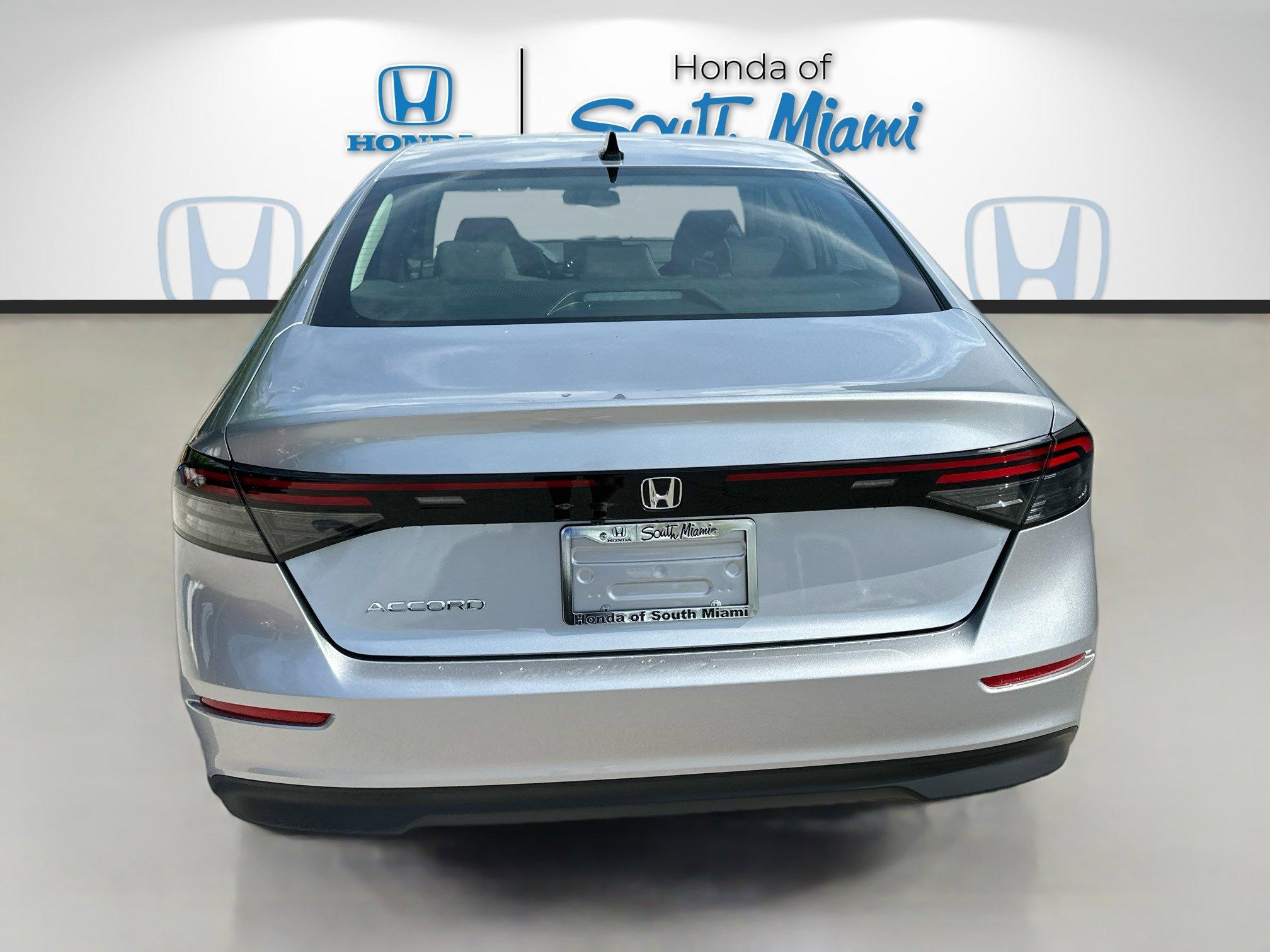 Honda Accord Sedan Se Fwd - Thumbnail 6