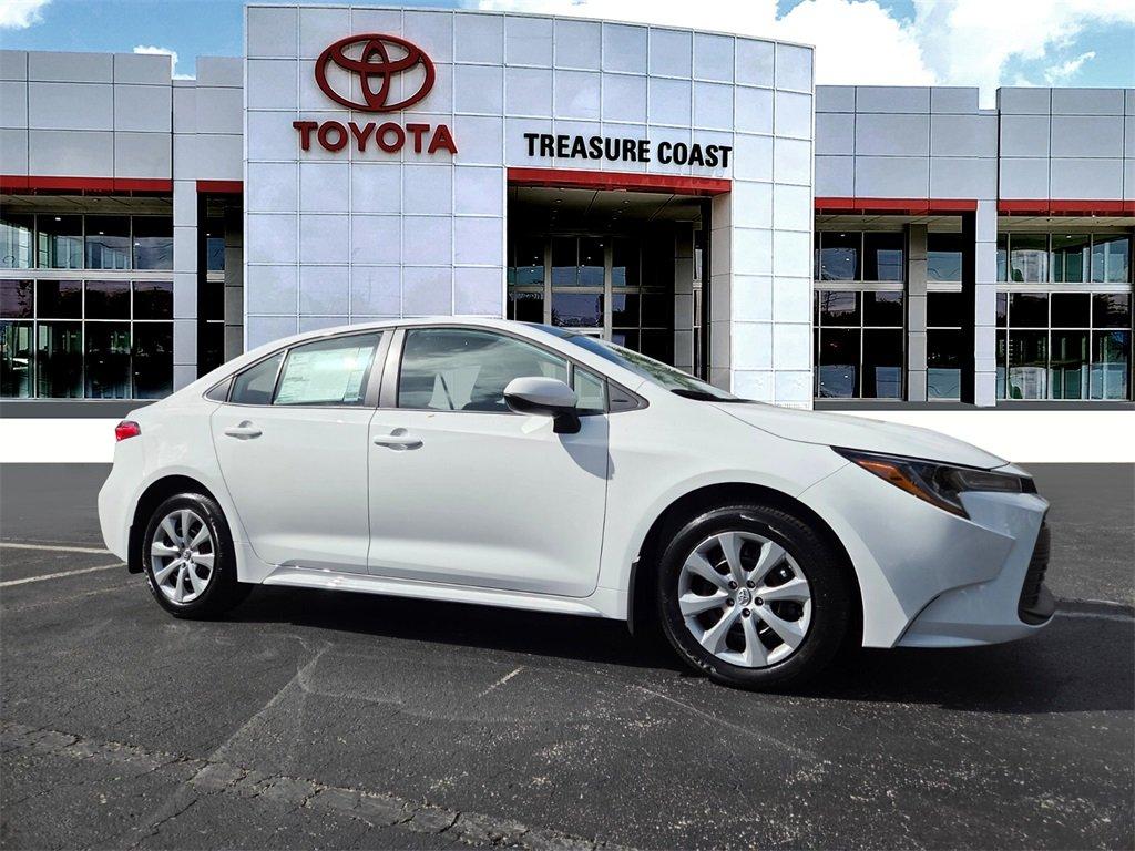 Toyota Corolla Le - View 1