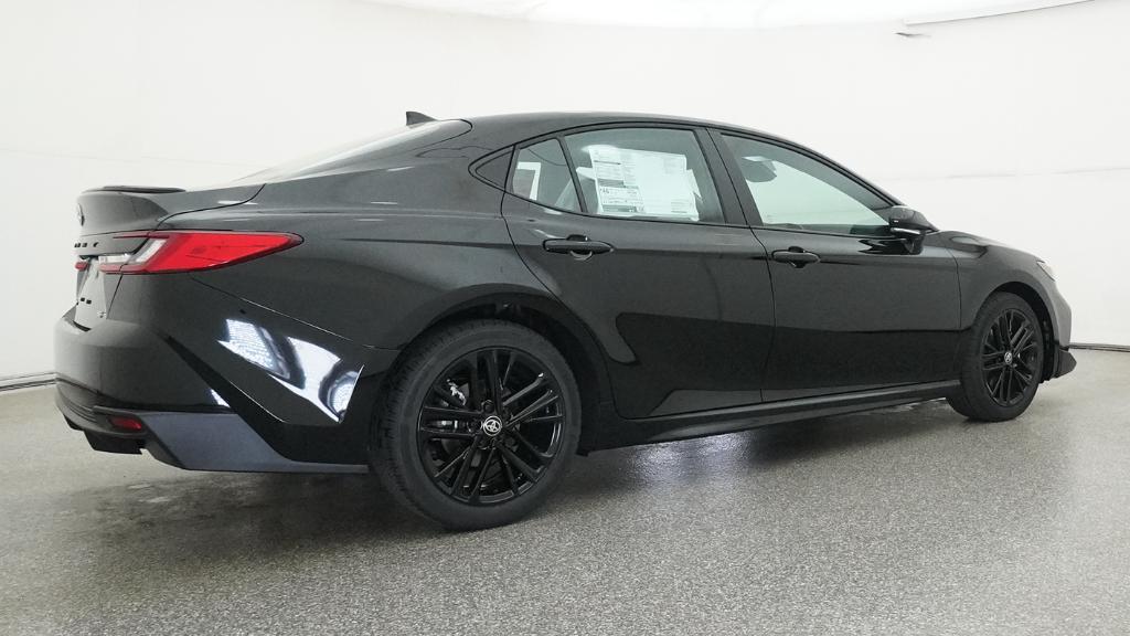 Toyota Camry Se - Thumbnail 12