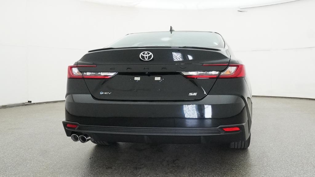 Toyota Camry Se - Thumbnail 8