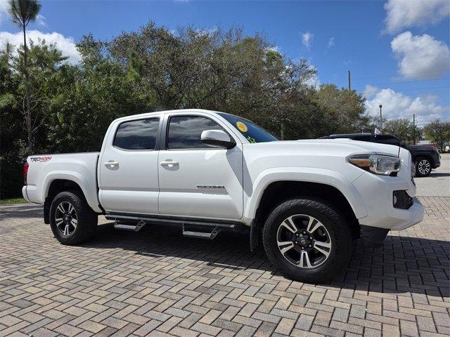 Toyota Tacoma Trd Sport 4Wd - View 1