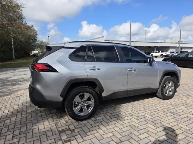 Toyota Rav4 Hybrid Awd - Thumbnail 12