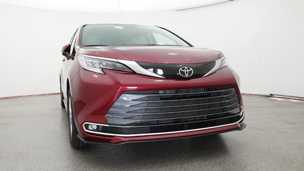 Toyota Sienna Limited - Thumbnail 20