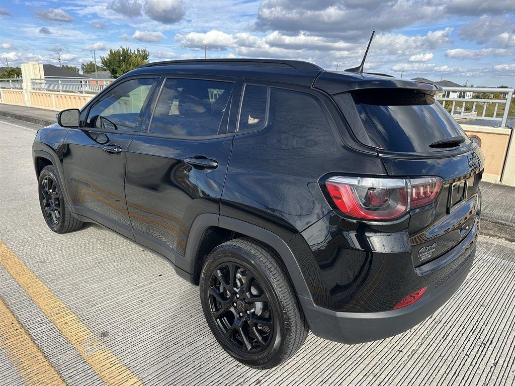 Jeep Compasslatitude - Thumbnail 10