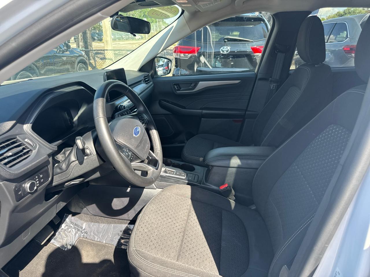 Ford Escape Active - Thumbnail 14