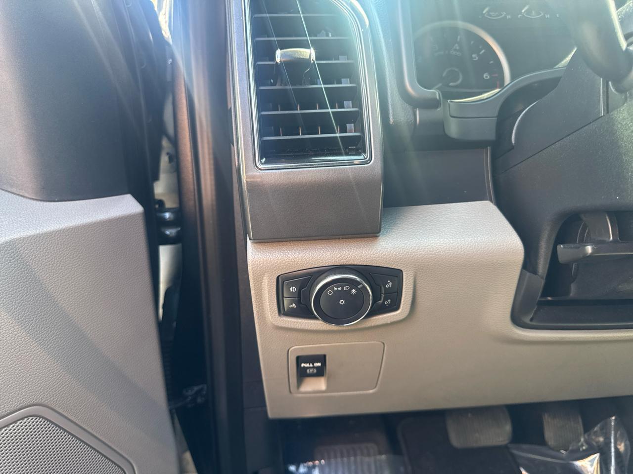 Ford F-150 Xl Supercrew 5.5-Ft. Bed 2Wd - Thumbnail 18