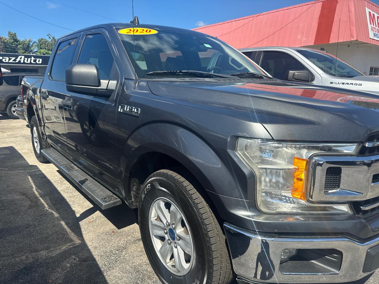 Ford F-150 Xl Supercrew 5.5-Ft. Bed 2Wd - Thumbnail 3