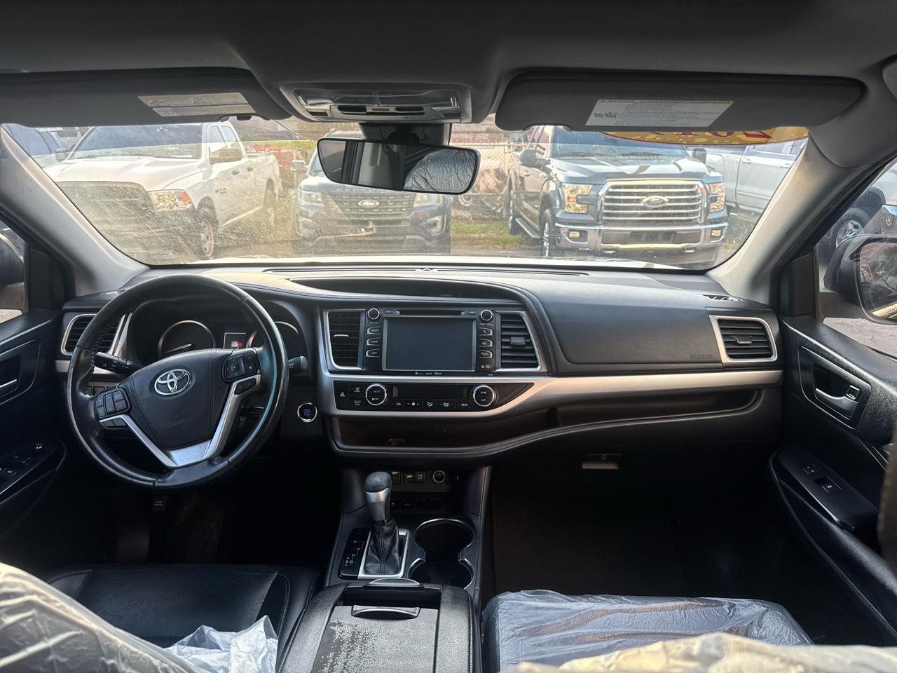 Toyota Highlander Se Fwd V6 - Thumbnail 7