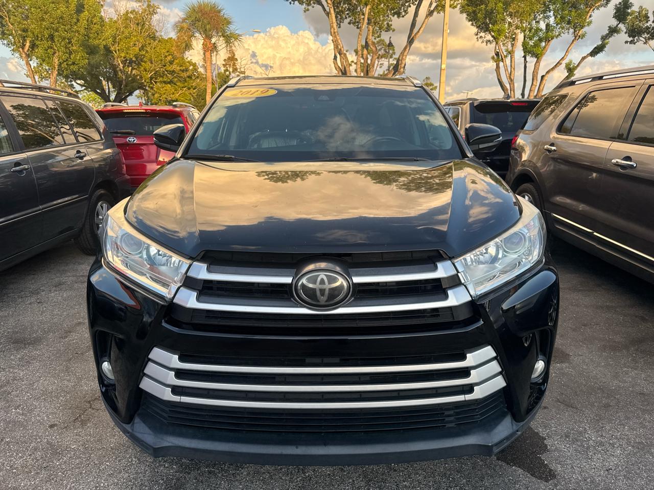 Toyota Highlander Se Fwd V6 - Thumbnail 4