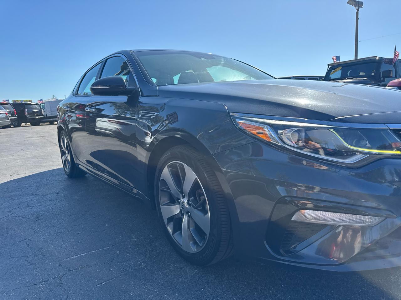 Kia Optima Lx - Thumbnail 5