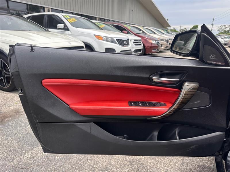 BMW 2-Seriesm235I Xdrive Convertible - Thumbnail 10