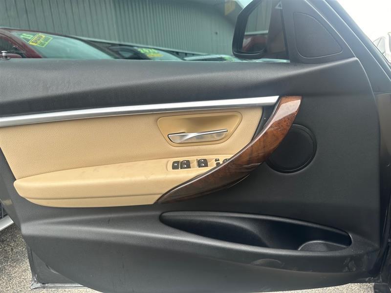 BMW 3-Series330I Sulev Sedan - Thumbnail 17