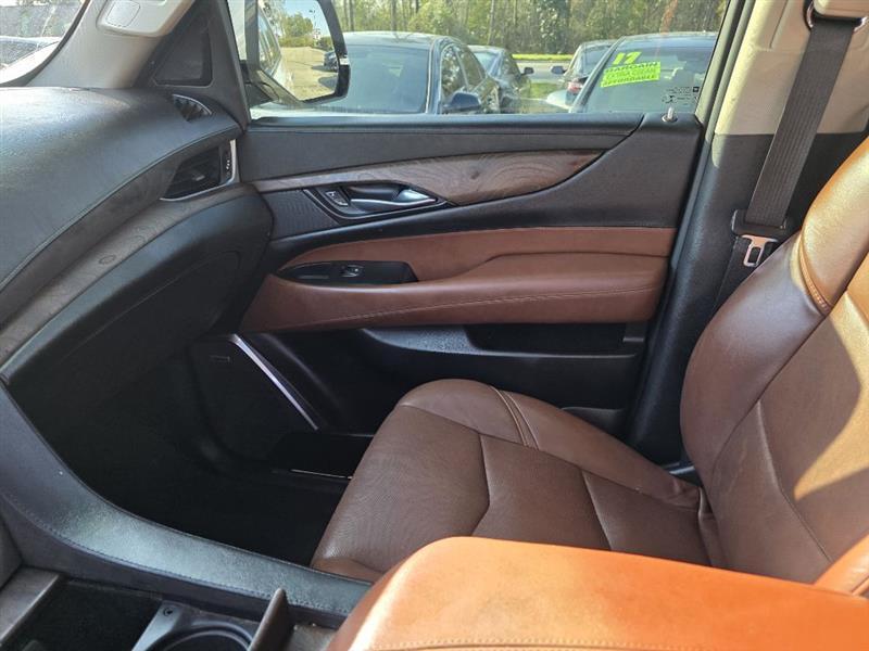 Cadillac Escaladeluxury 4Wd - Thumbnail 16