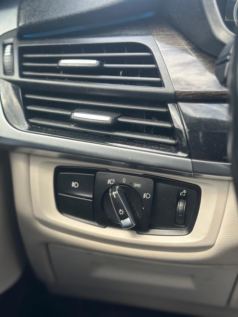 BMW X5Xdrive35I - Thumbnail 15