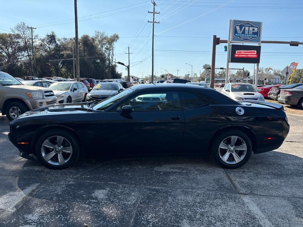 Dodge Challenger Sxt - Thumbnail 3