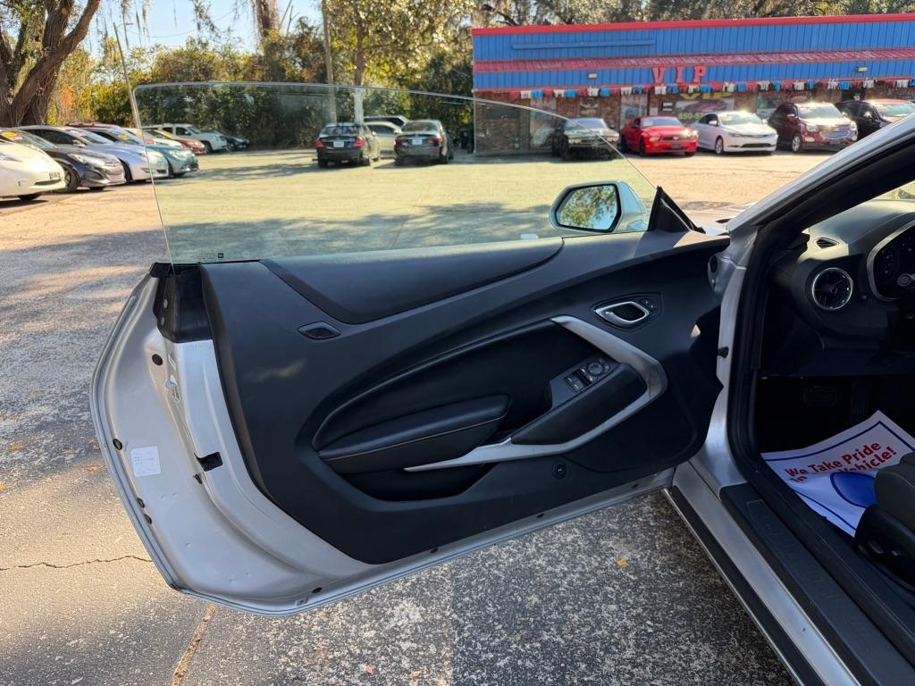 Chevrolet Camaro 1Lt Convertible 8A - Thumbnail 11