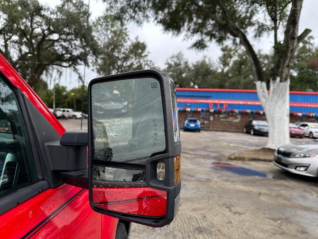 Chevrolet Silverado 1500 Lt Crew Cab 2Wd - Thumbnail 2