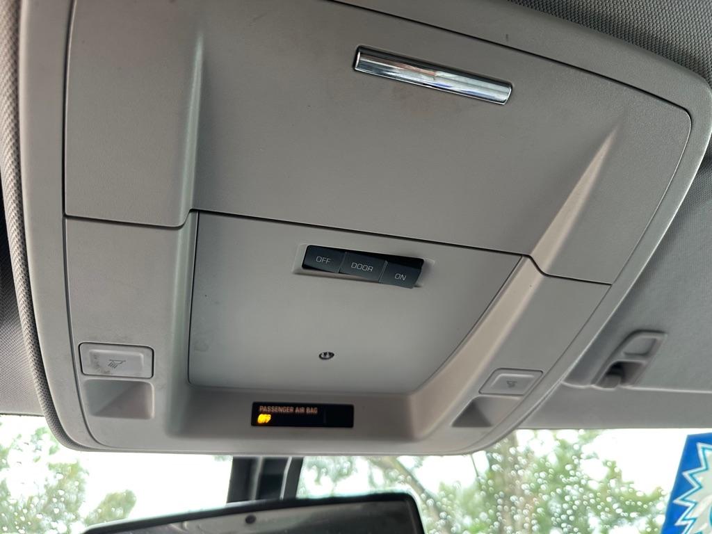 Chevrolet Silverado 1500 Lt Crew Cab 2Wd - Thumbnail 16