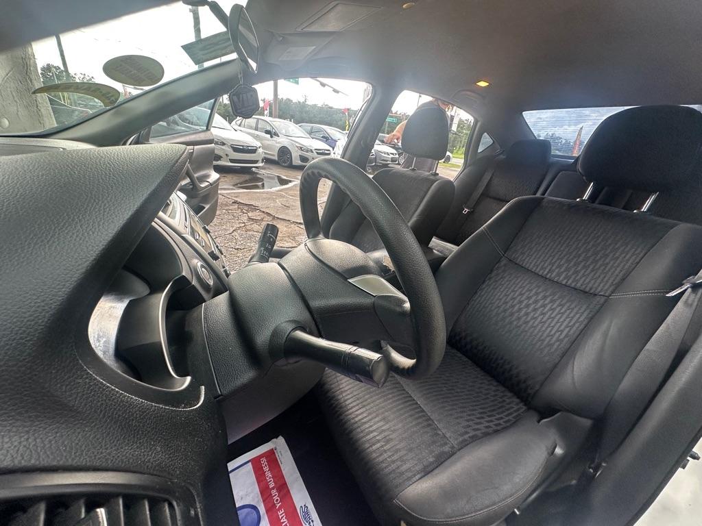 Nissan Altima 2.5 S - Thumbnail 10