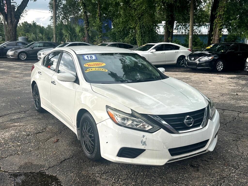 Nissan Altima 2.5 S - Thumbnail 3