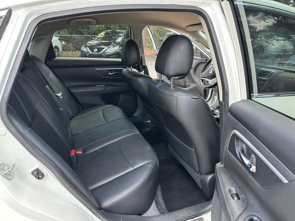 Nissan Altima 2.5 S - Thumbnail 15