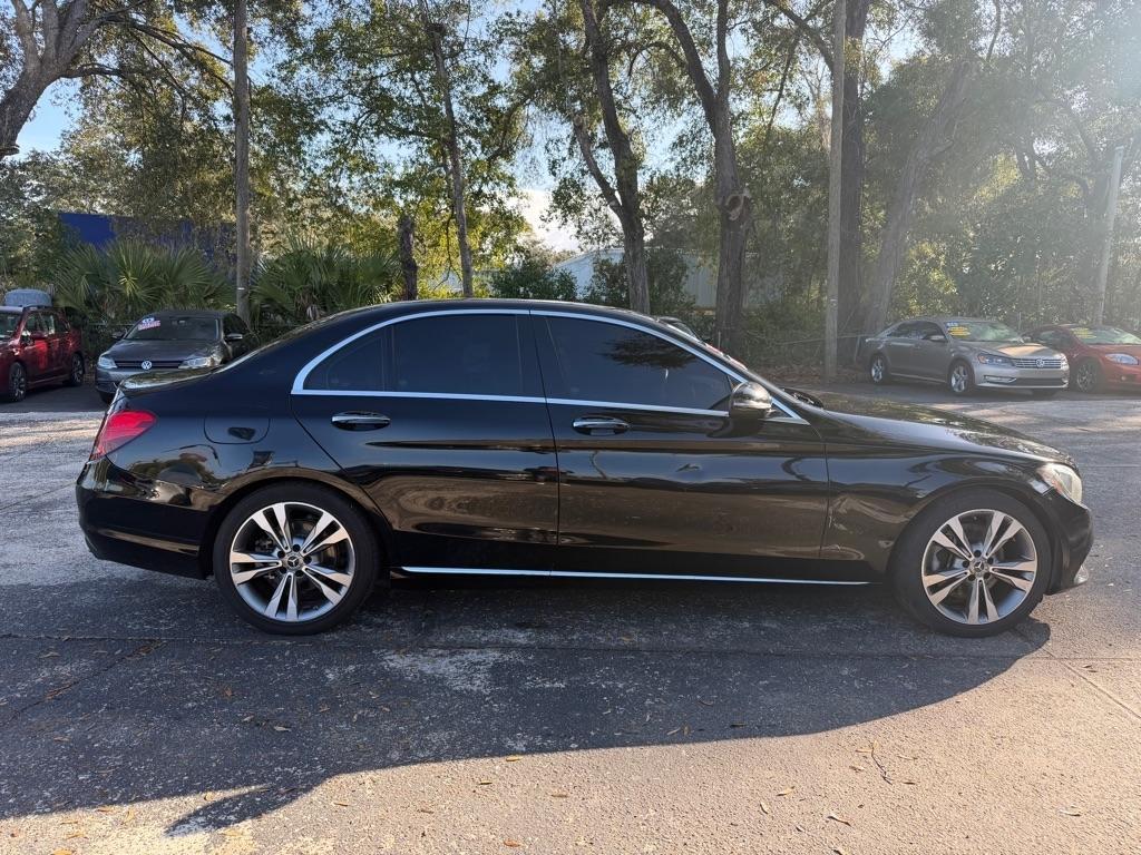 Mercedes-Benz C-Class C300 Sedan - Thumbnail 7